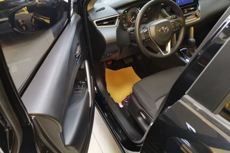 Used Toyota FRONTLANDER 2022 2.0L CVT Leading Edition