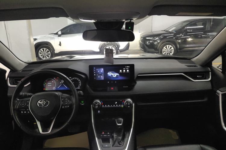 Used Toyota Wildlander 2023 Dual-Motor 2.5L E-CVT Two-Wheel Drive Luxury PLUS Edition