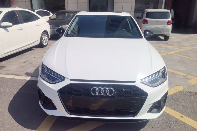 Used Audi A4L 2022 40 TFSI Luxury Dynamic Model
