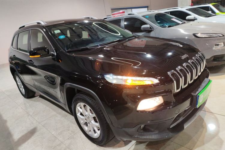 Used Jeep Cherokee 2017 2.4L Leading Edition