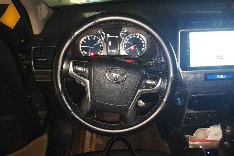 Used Toyota Prado 2019 3.5L Automatic TX-L Deluxe Edition with Rear-Mounted Spare Tire Steering Wheel