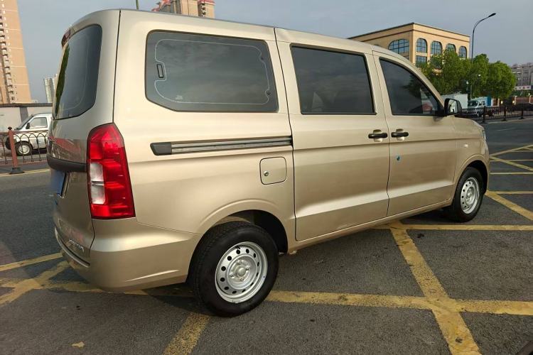 Used Wuling Hongguang V 2022 1.5L Jingqu Edition Electric-Assist LAR