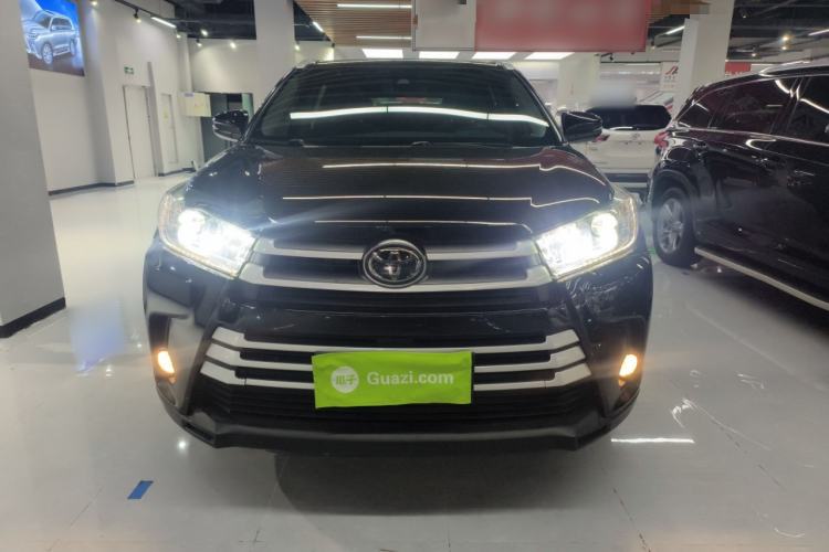 Used Toyota Highlander 2018 2.0T Four-Wheel Drive Luxury Edition 7 Seats China V Emission Standard
