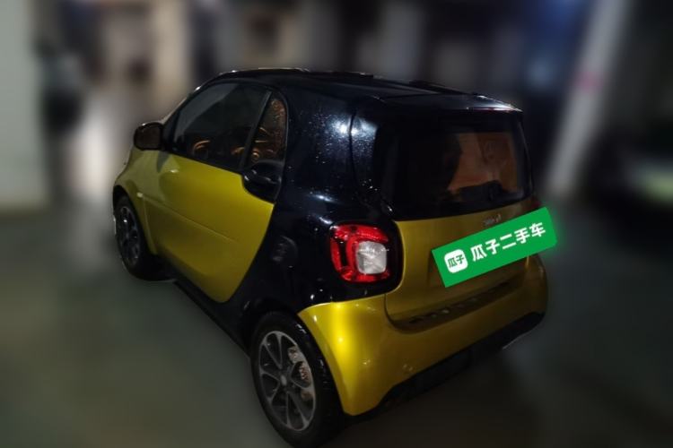 Used smart fortwo 2015 1.0L 52 kW Hardtop Passion Edition