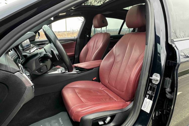 Used BMW 5 Series 2018 530Li Luxury Edition M Sport Package
