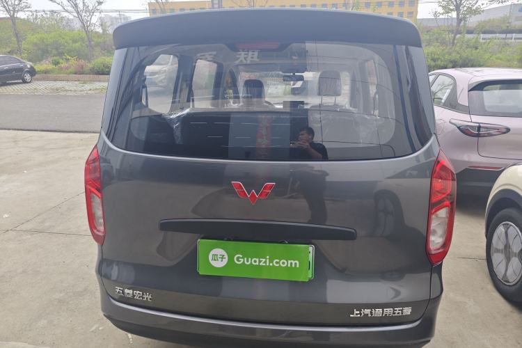 Used Wuling Hongguang New Energy 2024 All-Electric Model 300KM Standard Version Rear