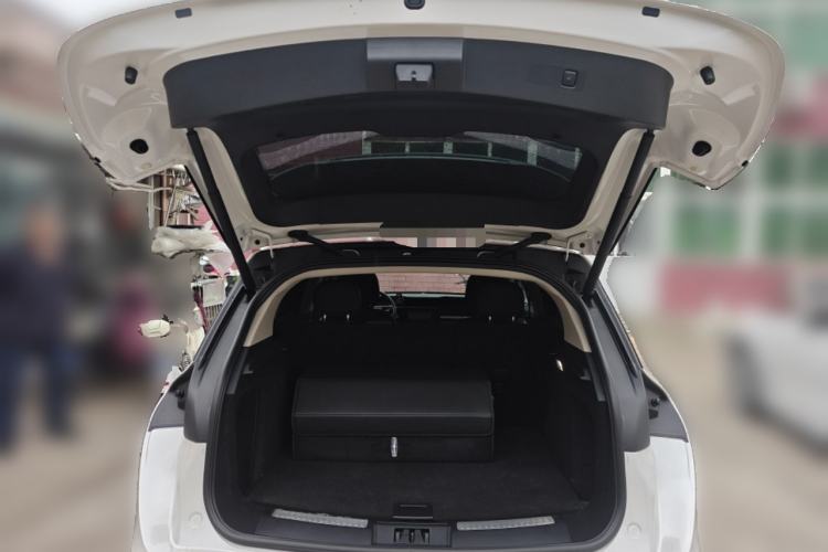 Used Lincoln Corsair 2024 2.0T Two-Wheel Drive Deluxe Edition Trunk