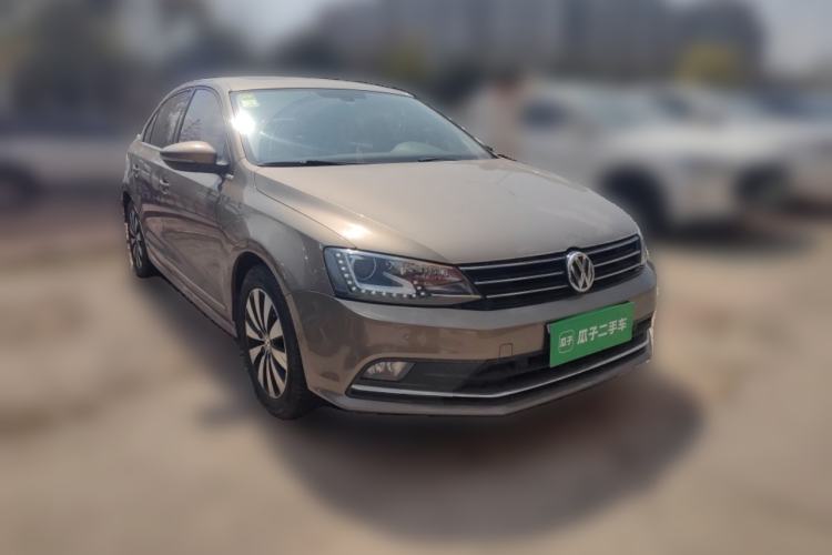 Used Volkswagen Sagitar 2015 230TSI Automatic Luxury Model