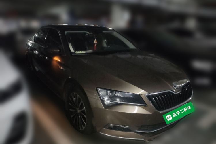 Used Skoda Superb 2016 TSI280 DSG Innovation Edition Front Right 45 Deg