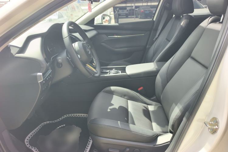 Used Mazda 3 Axela 2023 2.0L Automatic ZhiZhen Edition Left Front Seat