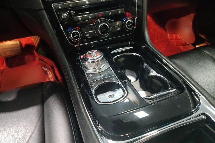 Used Jaguar XJ 2018 XJL 3.0 SC Two-Wheel-Drive Elegant Business Edition