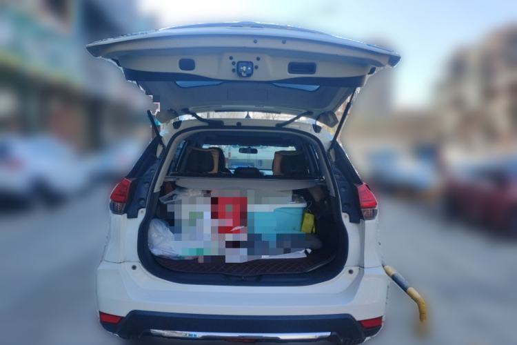 Used Nissan X-Trail 2017 2.5L CVT Leading Edition 4WD Trunk