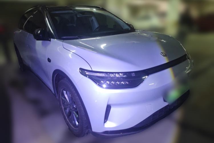 Used Leapmotor C11 2023 Pure Electric 500 Comfort Edition Front Right 45 Deg