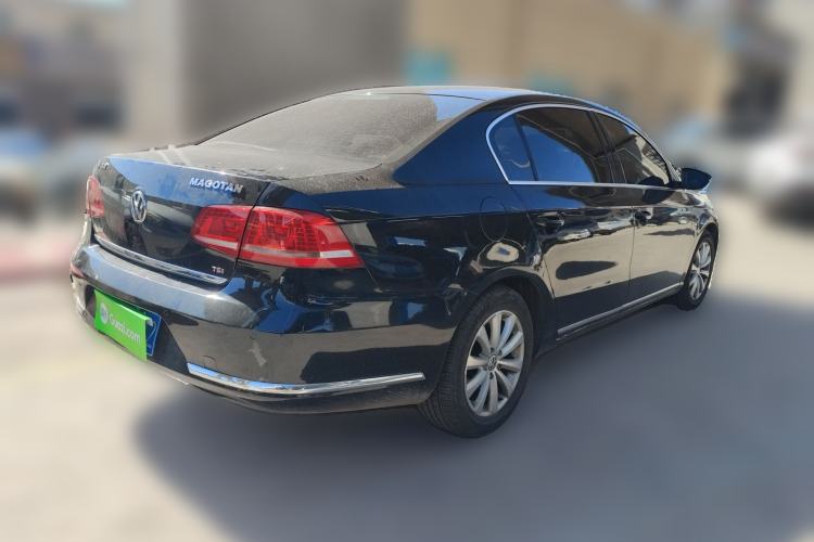 Used Volkswagen Magotan 2015 1.8TSI Advanced Model Rear Right 45 Deg