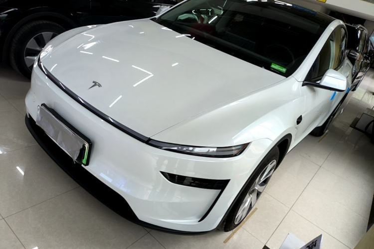 Used Tesla Model Y 2025 Rear-Wheel-Drive Version