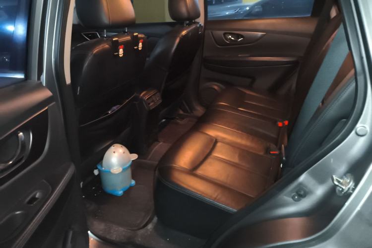 Used Nissan X-Trail 2014 2.0L CVT Comfort Edition 2WD
