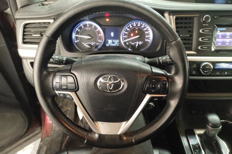 Used Toyota Highlander 2015 2.0T Four-Wheel Drive Luxury Edition 7-Seater
