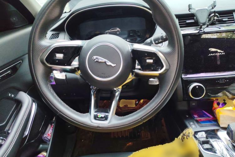Used Jaguar E-PACE 2024 YAO Black Sport Edition R-DYNAMIC SE BLACK Steering Wheel