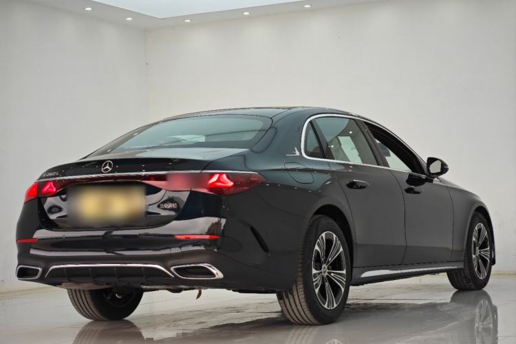 Used Mercedes-Benz E-Class 2025 E 260 L Sport Edition Exterior 4