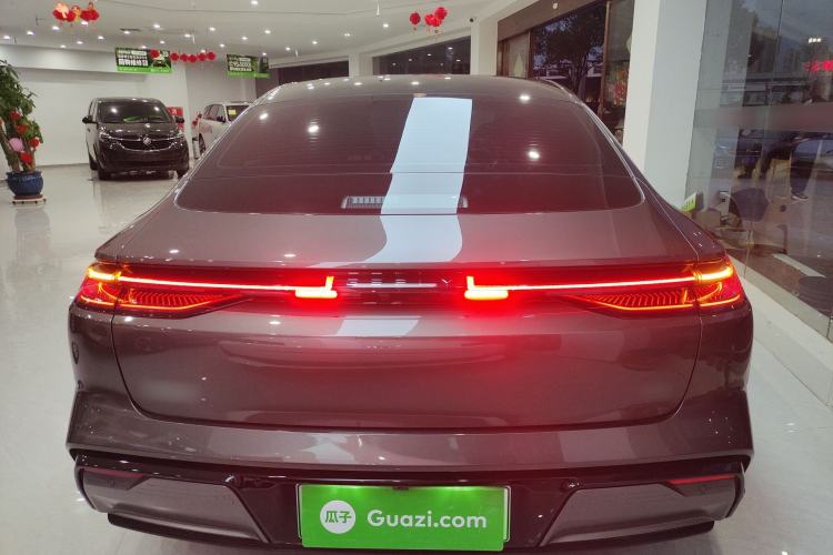 Used Geely Galaxy E8 2024 550 km Range Rear-Drive MAX
