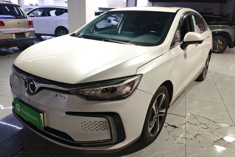 Used BAIC Beijing EU5 2018 R500 Smart Wind Edition