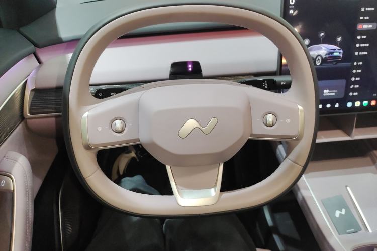 Used ONVO L60 2024 60 kWh Rear-Drive Version
