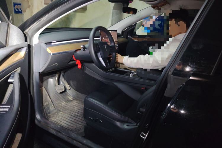 Used Tesla Model Y 2022 Rear-Wheel-Drive Version
