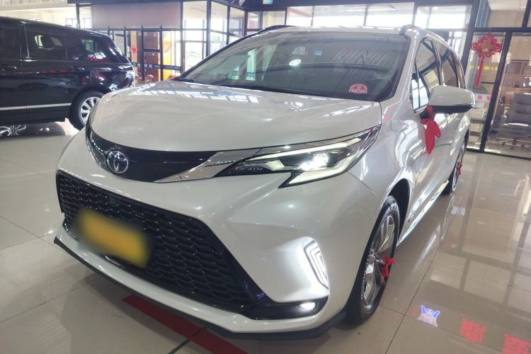 Used Toyota SIENNA 2023 2.5L Hybrid Comfort Edition