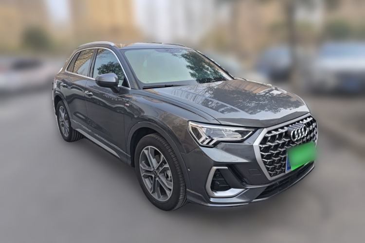 Used Audi Q3 2024 40 TFSI Fashion Dynamic Model