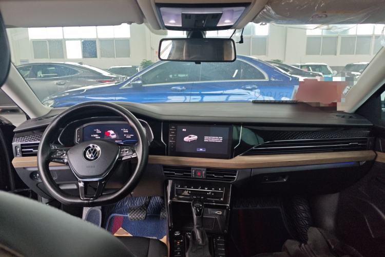 Used Volkswagen Passat 2020 380TSI Luxury Edition China VI
