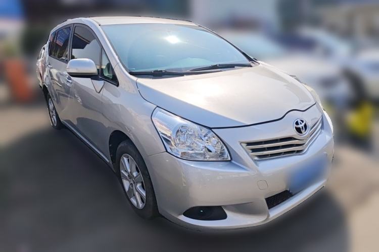 Used Toyota Verso 2014 Starlight 180E CVT Elite Edition Front Right 45 Deg