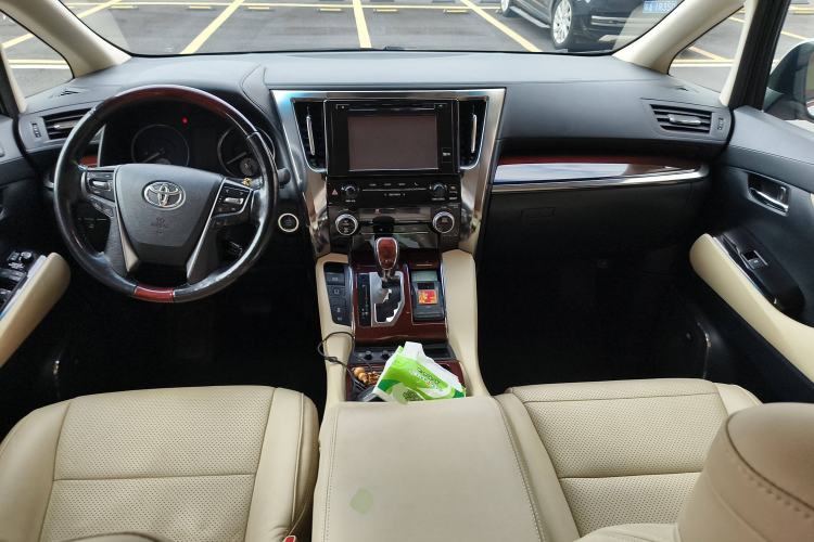 Used Toyota Alphard 2015 3.5L Luxury Edition