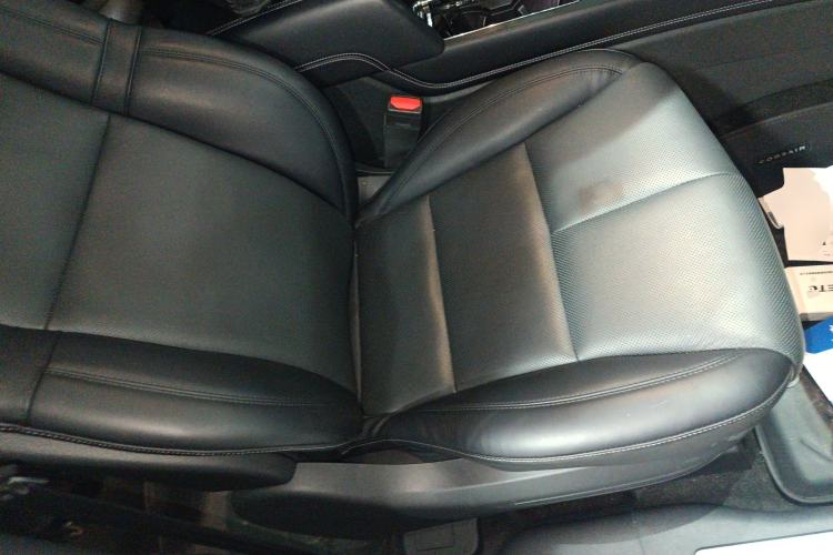 Used Lincoln Corsair 2022 Revised Version 2.0T Two-Wheel Drive Luxury Edition Right Front Seat