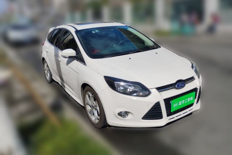 Used Ford Focus 2012 Hatchback 2.0L Automatic Luxury Sport Model
