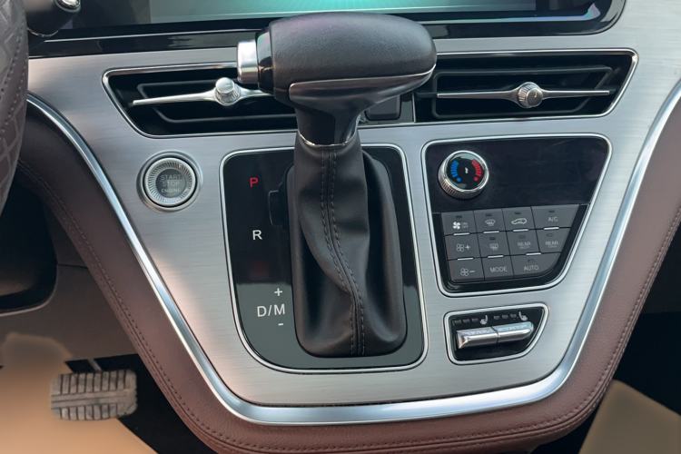 Used Hanteng V7 2019 1.5T Automatic Flagship Model 7 Seats China V Emission Standard
