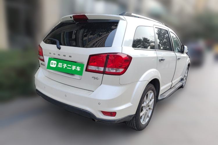 Used Dodge Journey 2013 2.4L Two-Wheel Drive Luxury Version