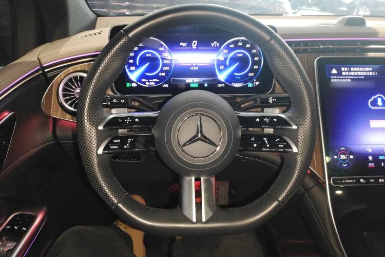 Used Mercedes-Benz EQE SUV 2024 500 4MATIC Pioneer Edition
