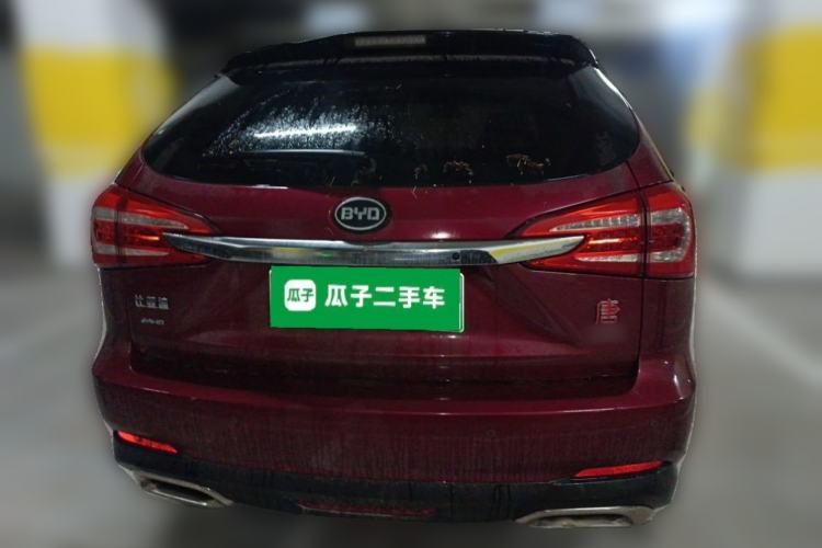 Used BYD Tang New Energy 2015 2.0T Four-Wheel-Drive Flagship Model
