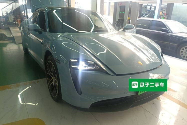 Used Porsche Taycan 2020 Taycan Front Right 45 Deg