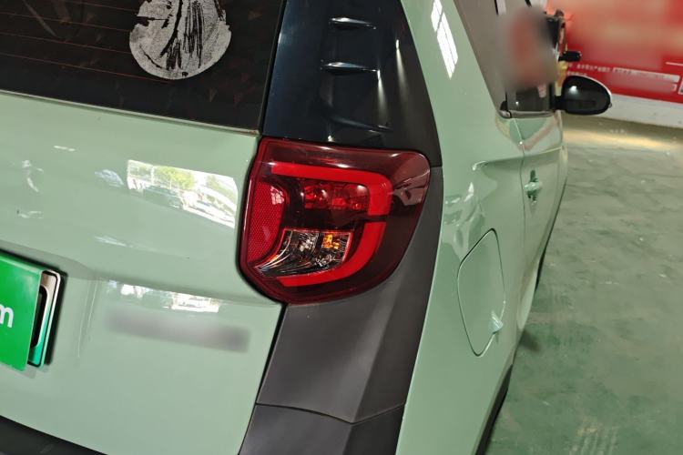 Used Chery QQ Little Ant 2022 Revised Version Sweet Pink Edition Half-Sugar Version Lithium Iron Phosphate 30.7 kWh 30 kW 301 km Right Rear Taillight