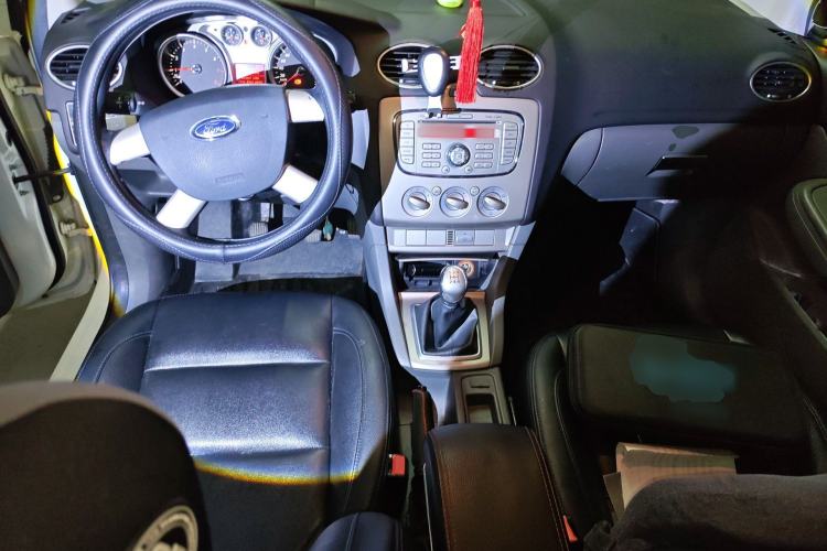 Used Ford Focus 2013 Hatchback Classic 1.8L Manual Base Model