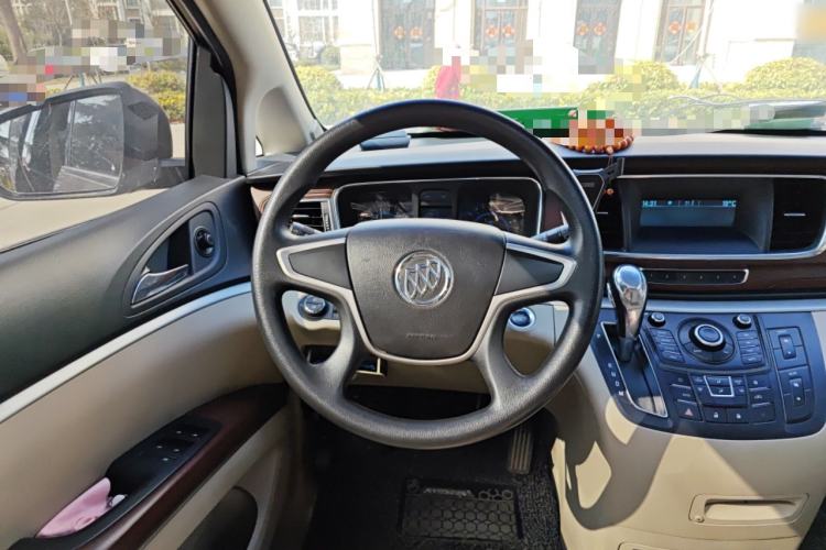 Used Buick GL8 2014 2.4L CT Luxury Business Comfort Edition
