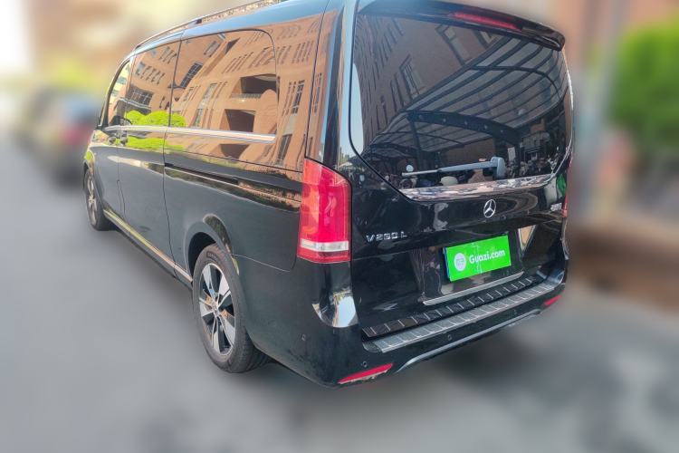 Used Mercedes-Benz V-Class 2020 V 260 L Long-wheelbase Luxury Edition Rear Left 45 Deg