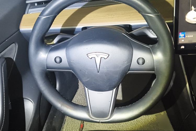 Used Tesla Model 3 2019 Long-Range Rear-Wheel-Drive Version