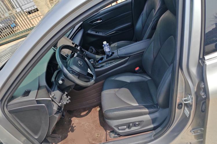 Used Toyota Avalon 2019 2.0L Luxury Edition China VI Standard