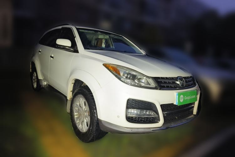 Used JMC Yusheng S350 2013 2.4T Automatic 2WD Diesel Luxury Edition 5 Seats Front Right 45 Deg