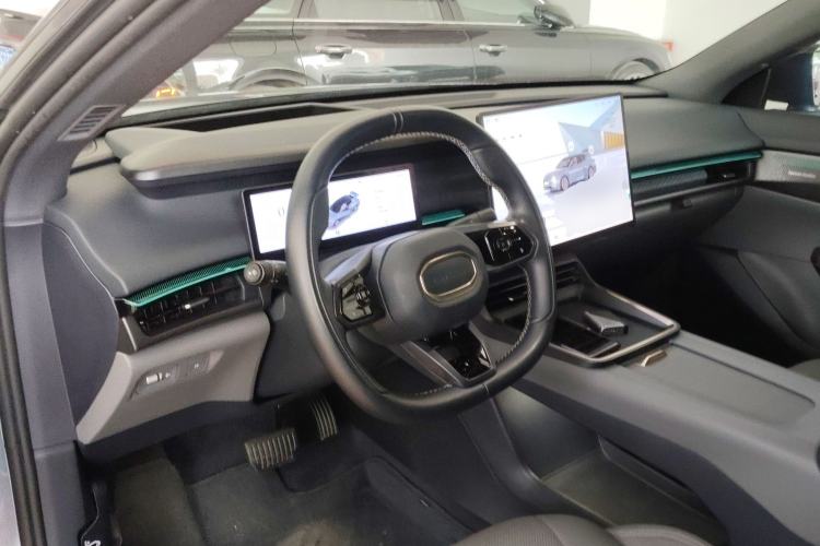 Used Lynk & Co 07 2024 EM-P 126 Long-Range Ultra
