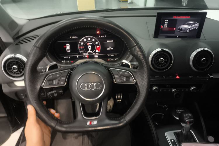 Used Audi S3 2017 Year Restyled S3 2.0T Limousine Center Console