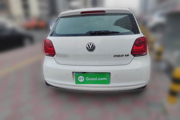 Used Volkswagen Polo 2013 1.6L Manual Comfort Edition
