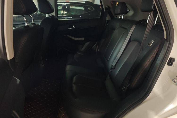 Used Venucia T70 2018 2.0L CVT Smart Enjoyment Version Left Rear Seat